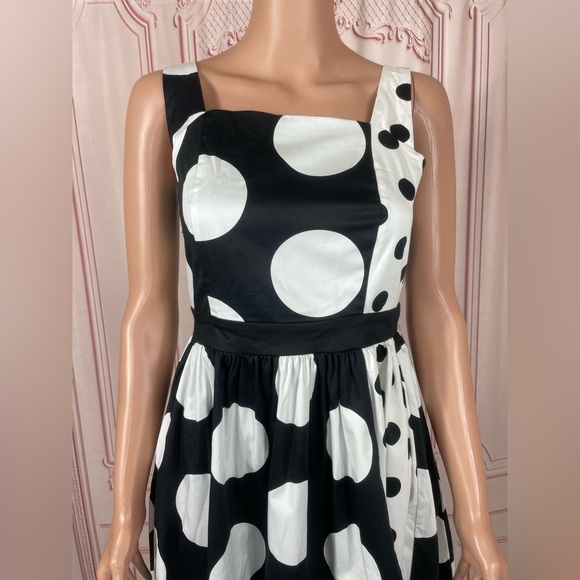 DISNEY PARK THE DRESS SHOP BLACK & WHITE POLKA DOT MINNIE MOUSE DRESS NEW WDW - Picture 2 of 15